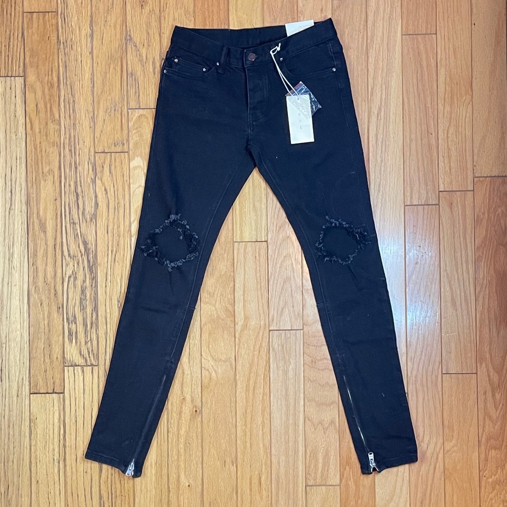 NWT - MNML M1 Stretch Zipper Denim [BLACK]